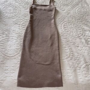 Chembery Elegant Tan Sleeveless Knitted  Gently Loved Dress XS .. no size tag